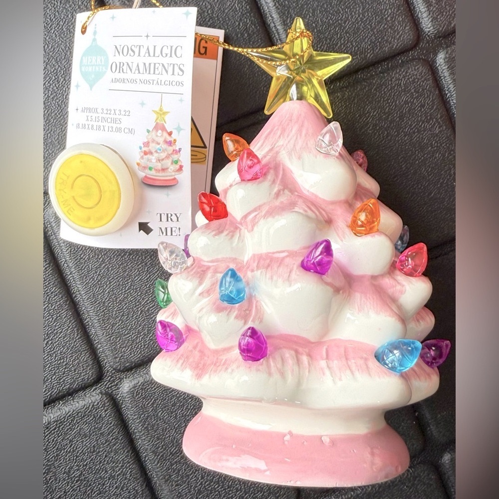 Merry Moments Nostalgic Ornaments❄️Pink Mini Lighted Ceramic Tree❄️brand new!